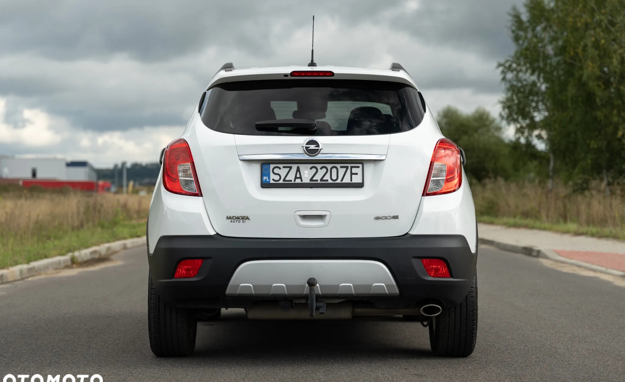 Opel Mokka cena 38500 przebieg: 176000, rok produkcji 2014 z Zawiercie małe 211